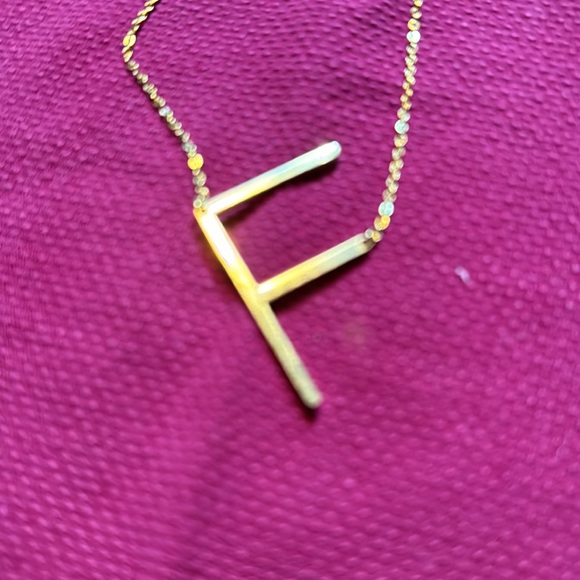 Sideways Initial Necklace - F - Women - Personalized Jewelry - 18 K gold plated - Picture 2 of 5
